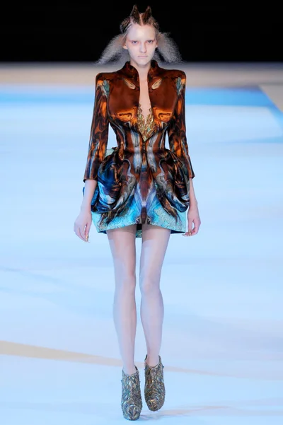 Look 22